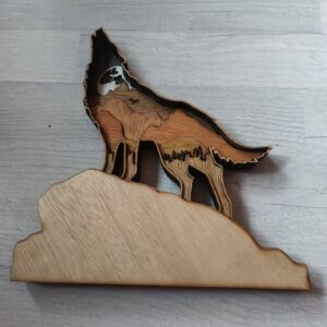 Loup sur son rocher